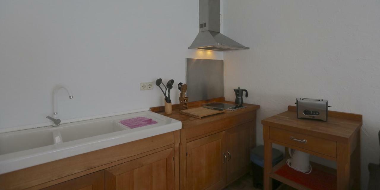 Apartment In Lavapies Madrid Center Экстерьер фото